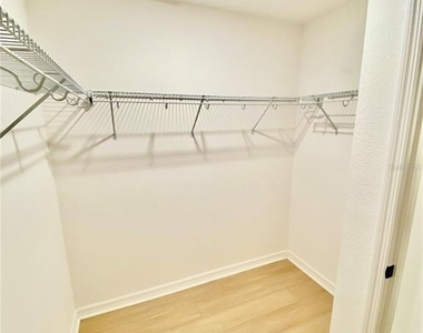 182 Glass Onion Drive - Photo Thumbnail 22