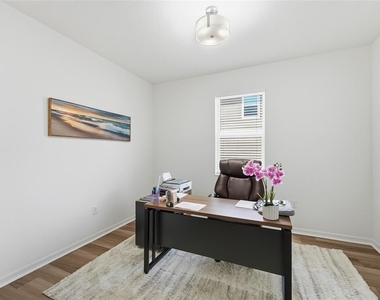 2081 Malbec Court - Photo Thumbnail 19