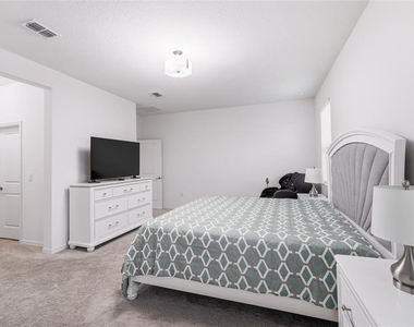 2081 Malbec Court - Photo Thumbnail 15