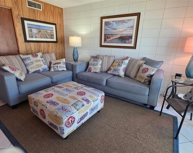 541 S Peninsula Avenue - Photo Thumbnail 6