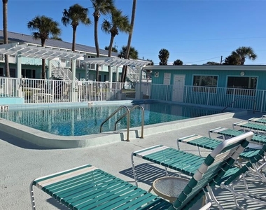 541 S Peninsula Avenue - Photo Thumbnail 13