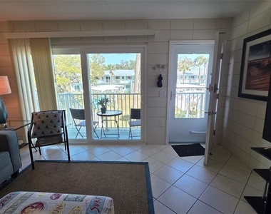 541 S Peninsula Avenue - Photo Thumbnail 1