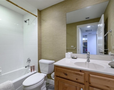 3313 Sunset Key Circle - Photo Thumbnail 44