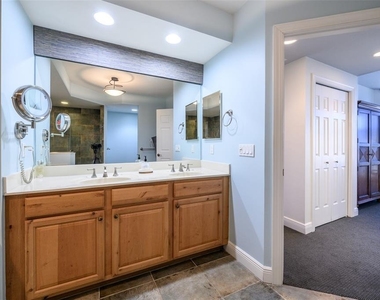 3313 Sunset Key Circle - Photo Thumbnail 35
