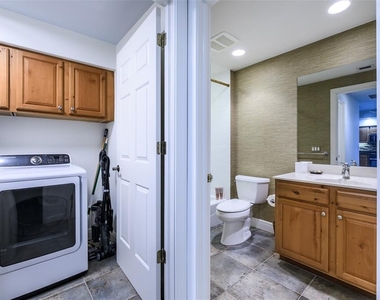 3313 Sunset Key Circle - Photo Thumbnail 37