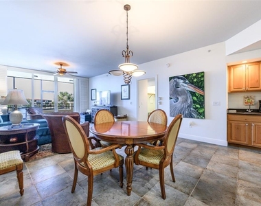 3313 Sunset Key Circle - Photo Thumbnail 19