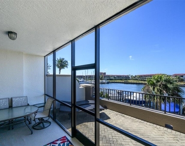 3313 Sunset Key Circle - Photo Thumbnail 47