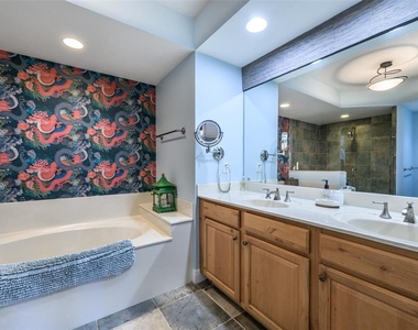 3313 Sunset Key Circle - Photo Thumbnail 33