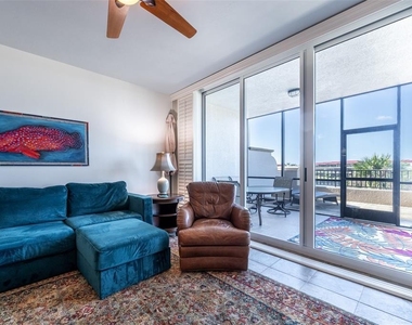3313 Sunset Key Circle - Photo Thumbnail 21