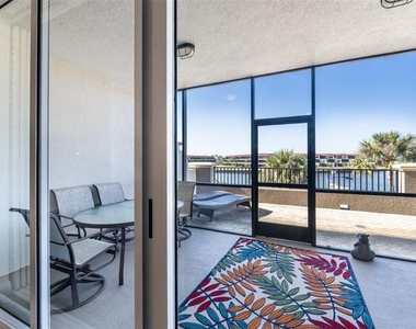 3313 Sunset Key Circle - Photo Thumbnail 22