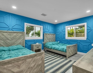 5624 Cape Leyte Drive - Photo Thumbnail 28