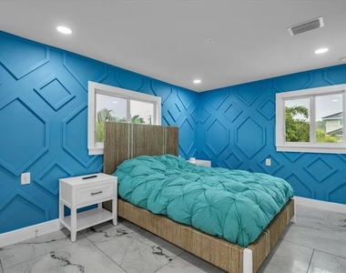 5624 Cape Leyte Drive - Photo Thumbnail 41