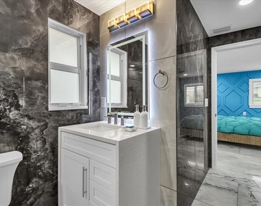 5624 Cape Leyte Drive - Photo Thumbnail 42