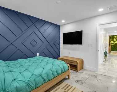 5624 Cape Leyte Drive - Photo Thumbnail 34
