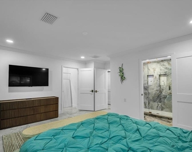 5624 Cape Leyte Drive - Photo Thumbnail 24
