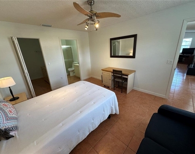 3840 59th Avenue W - Photo Thumbnail 12