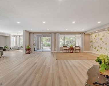 4589 Bersaglio Street - Photo Thumbnail 13