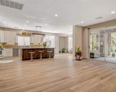 4589 Bersaglio Street - Photo Thumbnail 6