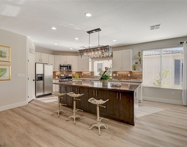 4589 Bersaglio Street - Photo Thumbnail 18