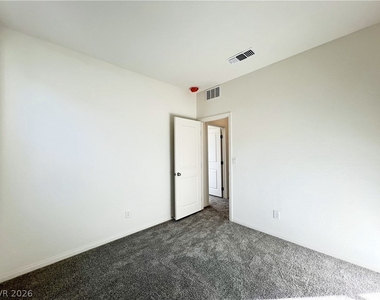 1606 Rock Kestrel Street - Photo Thumbnail 14