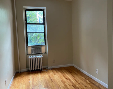 360 West 53rd Street - Photo Thumbnail 2
