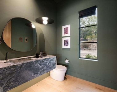725 Rocky Point Drive - Photo Thumbnail 57