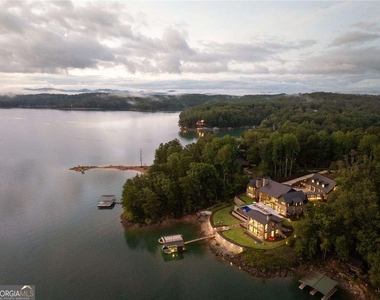 725 Rocky Point Drive - Photo Thumbnail 15