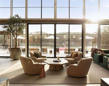 725 Rocky Point Drive - Photo Thumbnail 32