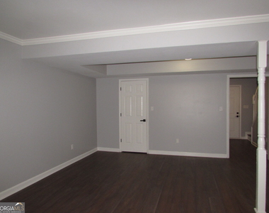 1716 Twin Brooks Drive - Photo Thumbnail 25