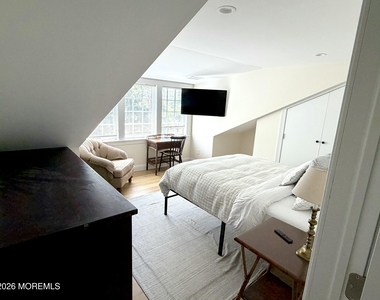 802 7th Avenue - Photo Thumbnail 9