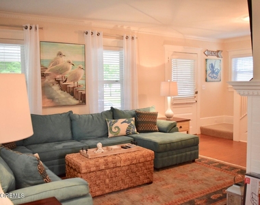 422 Worthington Avenue - Photo Thumbnail 5