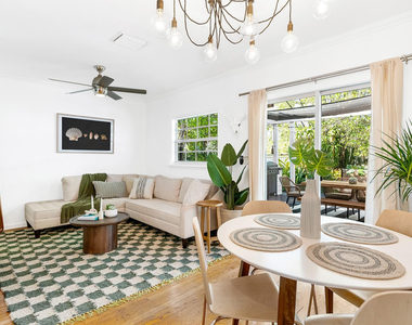 411 Sw 10th Street - Photo Thumbnail 1
