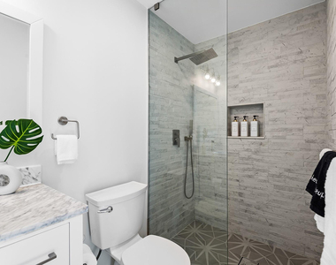 411 Sw 10th Street - Photo Thumbnail 16