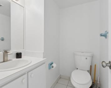 8027 Lagos De Campo Boulevard - Photo Thumbnail 14