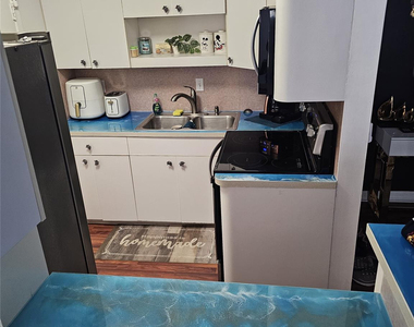 2260 Ne 67th Street - Photo Thumbnail 2