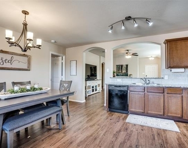 1606 Meadow Creek Drive - Photo Thumbnail 8