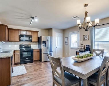 1606 Meadow Creek Drive - Photo Thumbnail 9