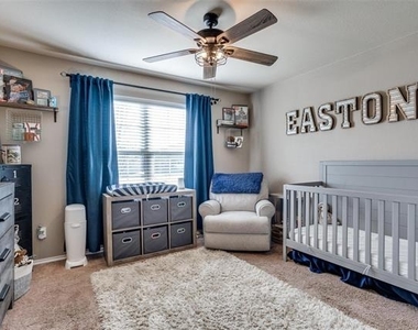 1606 Meadow Creek Drive - Photo Thumbnail 19