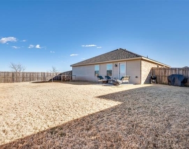 1606 Meadow Creek Drive - Photo Thumbnail 23