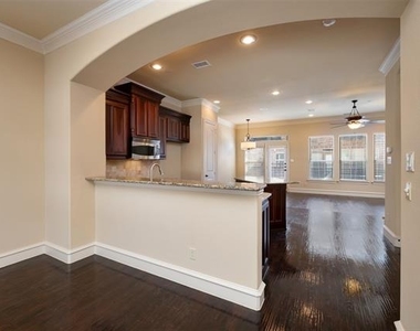 7914 Bishop Road - Photo Thumbnail 7
