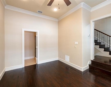 7914 Bishop Road - Photo Thumbnail 3
