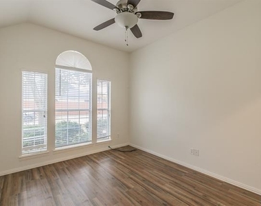 4633 Baldwin Lane - Photo Thumbnail 22