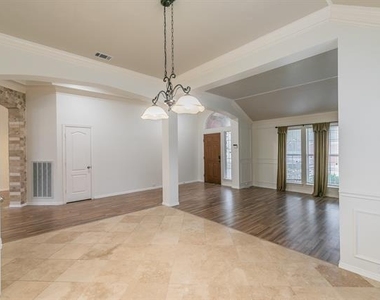 4633 Baldwin Lane - Photo Thumbnail 2