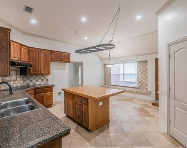 4633 Baldwin Lane - Photo Thumbnail 13
