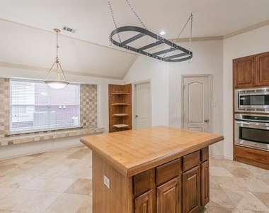 4633 Baldwin Lane - Photo Thumbnail 12