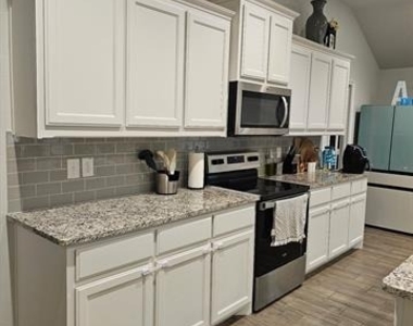 5740 Brookville Drive - Photo Thumbnail 3
