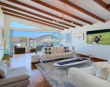 308 Poppy Avenue - Photo Thumbnail 9