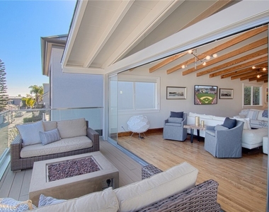 308 Poppy Avenue - Photo Thumbnail 2
