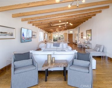 308 Poppy Avenue - Photo Thumbnail 3