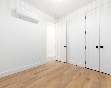 43 Kingston Avenue - Photo Thumbnail 7